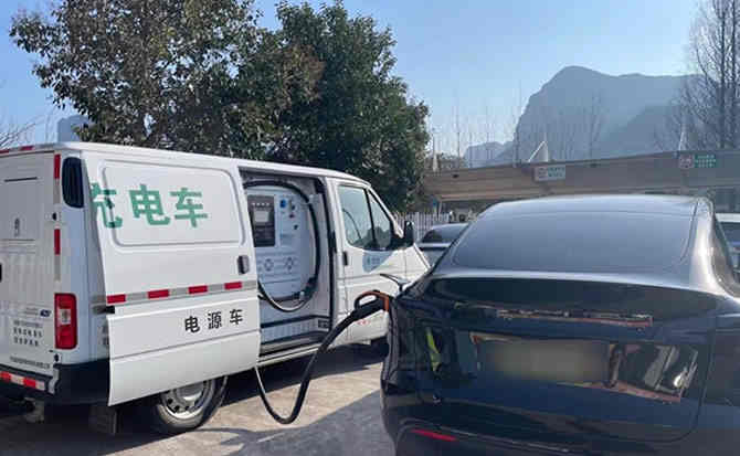 大荔汽车搭电